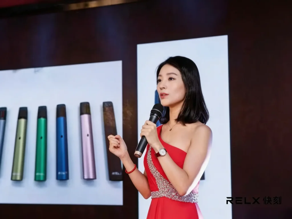 RELX電子煙品牌介紹封面圖，展示RELX悅刻電子霧化器產品與品牌形象
